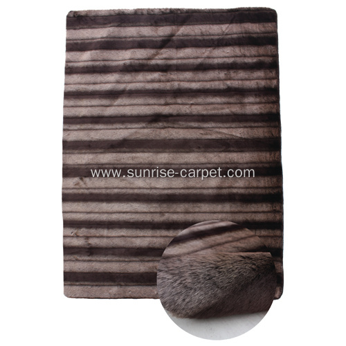 Faux Fur Shagy Rug with design